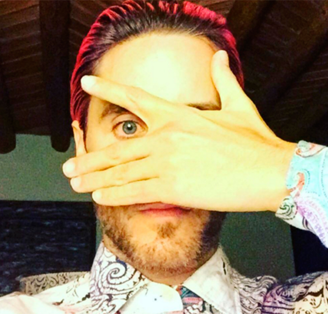 Jared Leto encontrou uma ótima maneira para conseguir fazer festas sem irritar seus vizinhos!