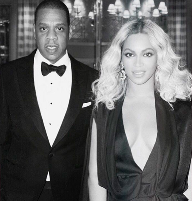 Com o casamento em crise, Beyoncé e Jay Z estão dormindo em quartos separados, diz <i>site</i>