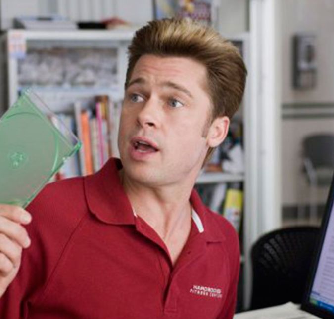 Ok Brad, esse topetinho e mechas loiras em Queime Depois de Ler não colou muito não, ok? Preferimos seu cabelo ao natural. Ok Brad, esse topetinho e mechas loiras em Queime Depois de Ler não colou muito não, ok? Preferimos seu cabelo ao natural.