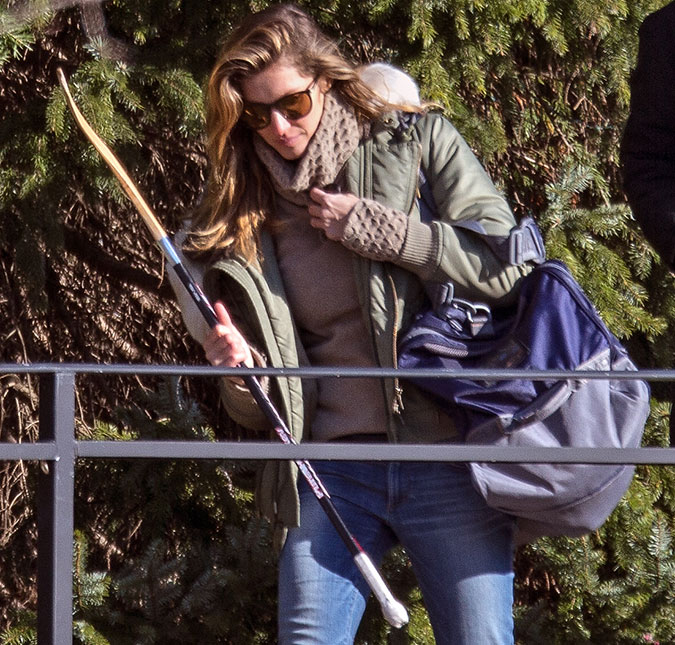 Gisele Bündchen aparece pronta para o frio em passeio com o filho e deseja: <I> Que seus sonhos se tornem realidade</i>