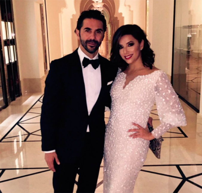 Em entrevista, Eva Longoria conta que se apaixonou à segunda vista por seu noivo