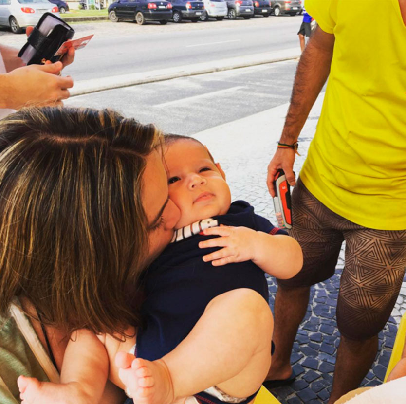 Fernanda Gentil tira sarro do marido em foto