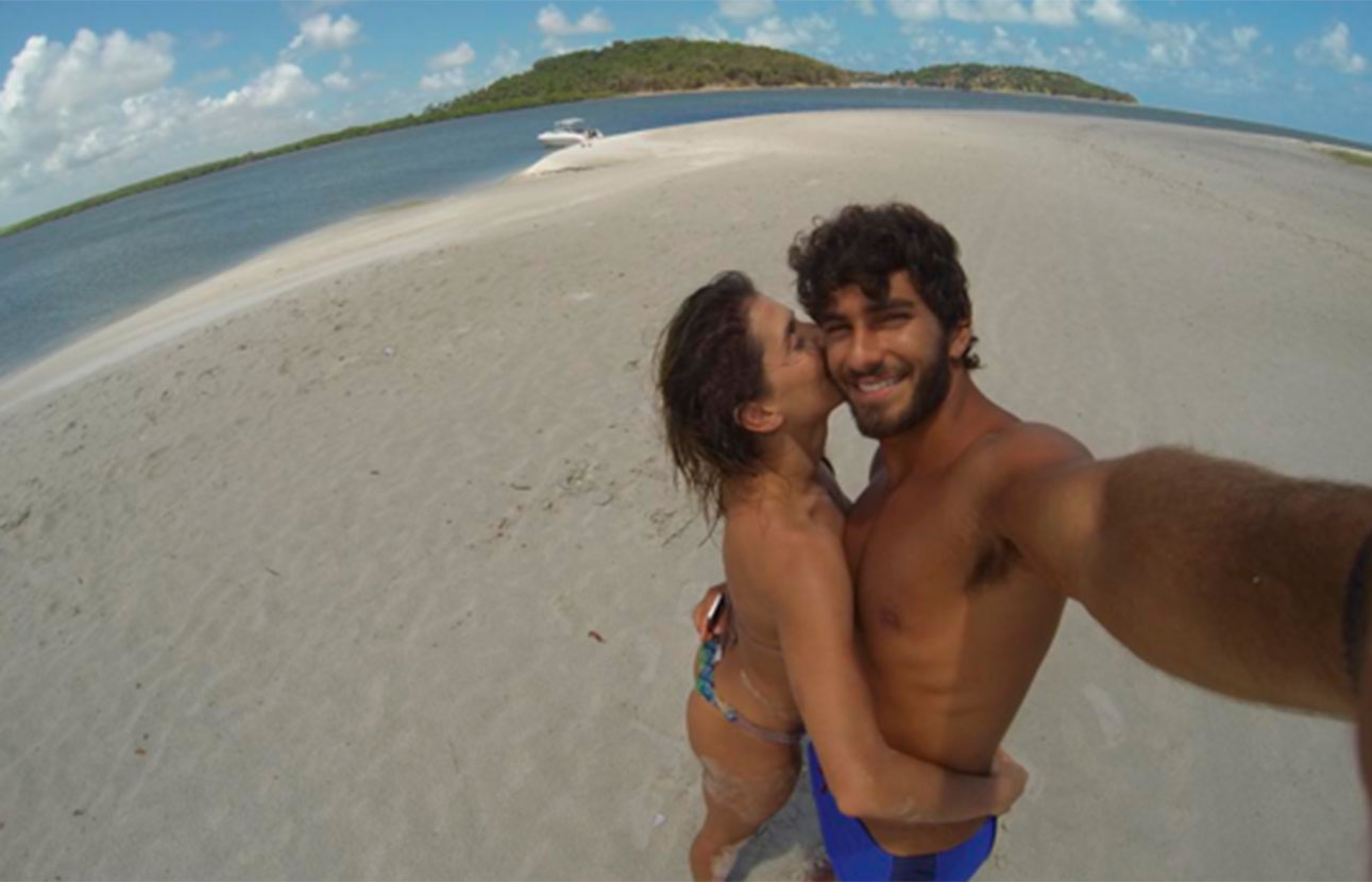 Deborah Secco sobre 2015: <i>ano onde os meus maiores sonhos se tornaram realidade!</i>