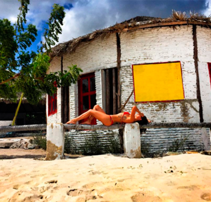 Após terminar o namoro, Isis Valverde aproveita dia de sol