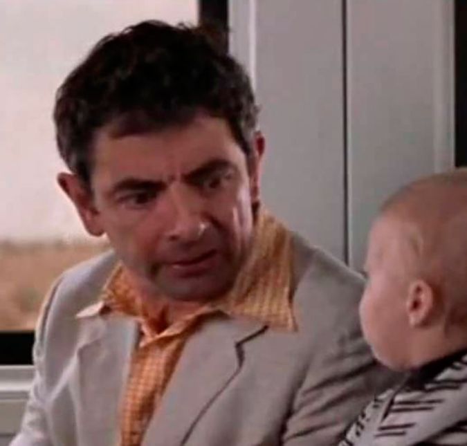 Em Tá Todo Mundo Louco!, Rowan acaba entrando em uma corrida maluca para ganhar dinheiro. Nesse filme, ele lembra bastante Mr. Bean, todo atrapalhado e divertido. Em Tá Todo Mundo Louco!, Rowan acaba entrando em uma corrida maluca para ganhar dinheiro. Nesse filme, ele lembra bastante Mr. Bean, todo atrapalhado e divertido.