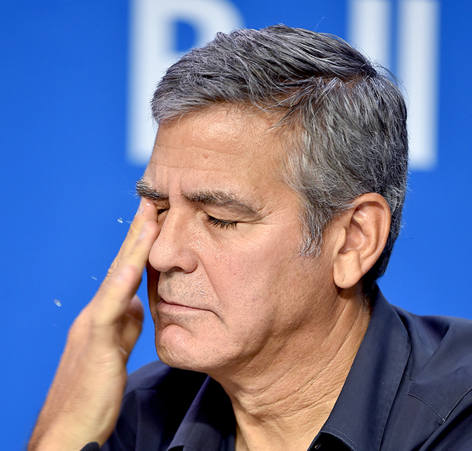 Mansão luxuosa de George Clooney é inundada pelo Rio Tâmisa