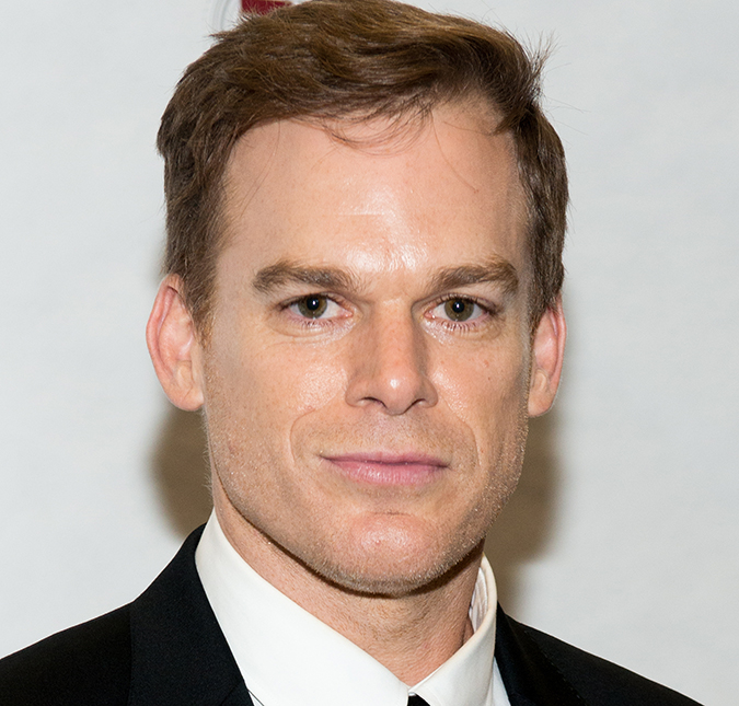 Michael C. Hall fala sobre atuar na peça <i>Lazarus</i> após a morte de David Bowie