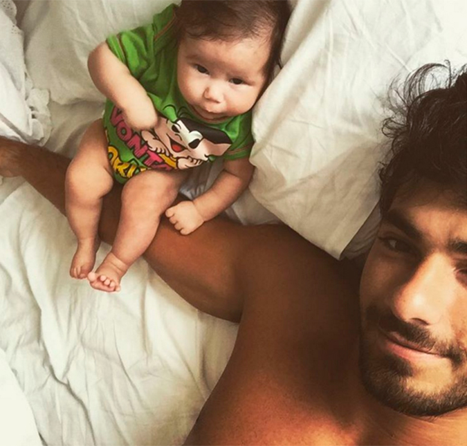 Hugo Moura publica foto com Maria Flor e mostra que não é só Deborah Secco que morre de amores pela filha!