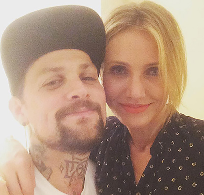 Cameron Diaz completa um ano de casada com Benji Madden feliz da vida