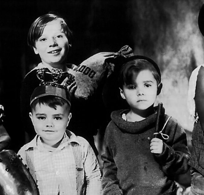 Alguns dos atores da versão original de Os Batutinhas ficaram chateados, pois não foram convidados para participar do filme. Alguns dos atores da versão original de Os Batutinhas ficaram chateados, pois não foram convidados para participar do filme.