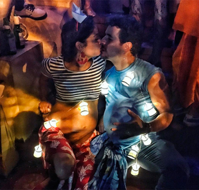 De barriga de fora, Sophie Charlotte curte carnaval com Daniel de Oliveira, também barrigudo. Confira!