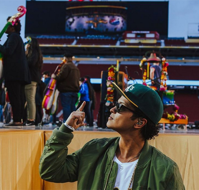 Bruno Mars também se apresentará no <i>Super Bowl</i>, ao lado de Beyoncé e Coldplay