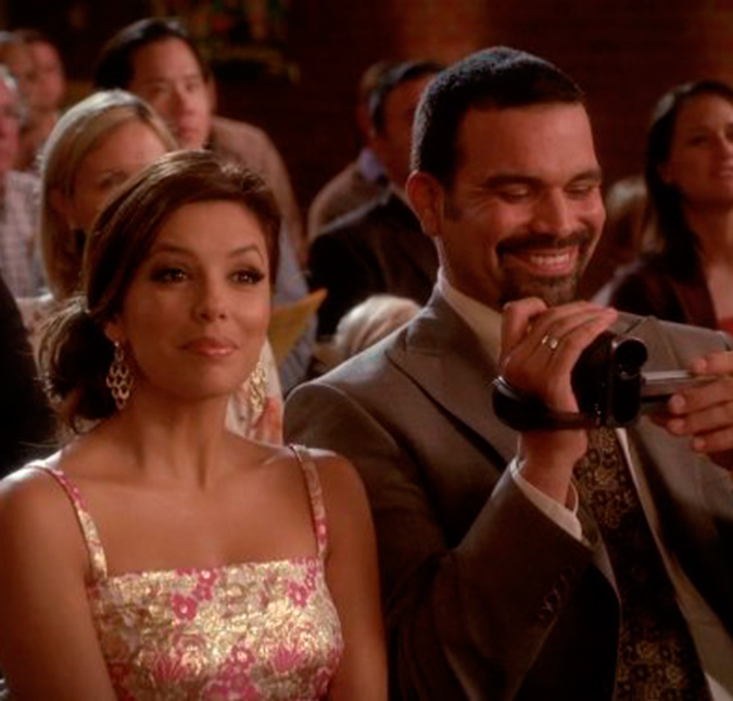 Eva Longoria e Ricardo Chavira, que formavam um par em <i>Desperate Housewives</i>, voltam a atuar juntos em <i>Telenovela</i>!