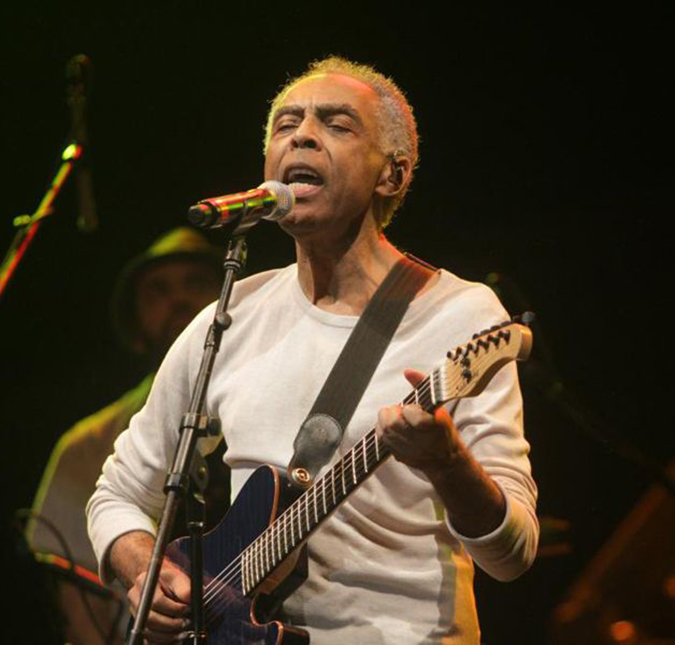 Gilberto Gil está internado em hospital para exames de rotina