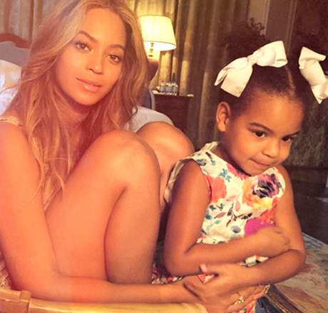 Beyoncé agita escola de Blue Ivy para arrecadar fundos, assista!