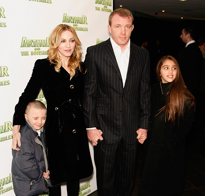 Madonna e Guy Ritchie continuam a brigar por custódia de Rocco. Saiba mais!