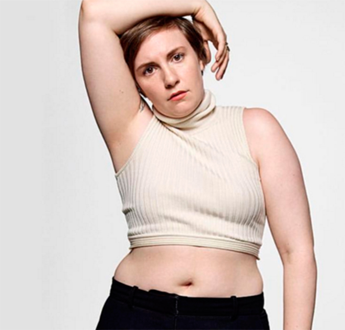 Após passar por cirurgia, Lena Dunham tranquiliza fãs