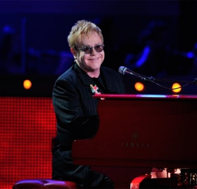 Elton John é acusado de ter abusado sexualmente de segurança, diz site