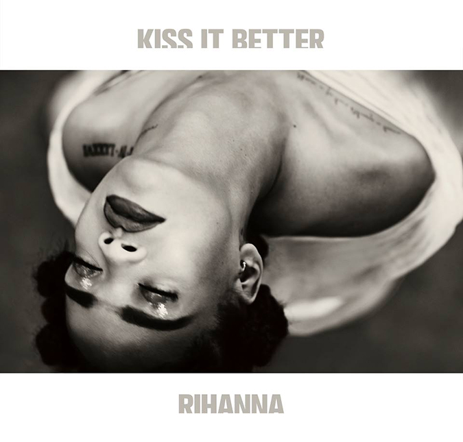 Rihanna aparece <i>topless</i> no clipe de <I>Kiss It Better</I>, assista!