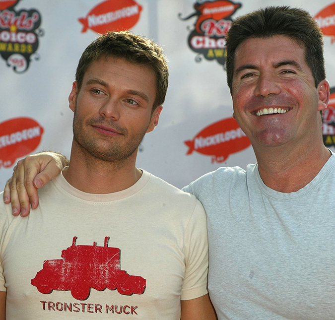 Ryan Seacrest brinca que Simon Cowell costumava  contar segredos dos outros