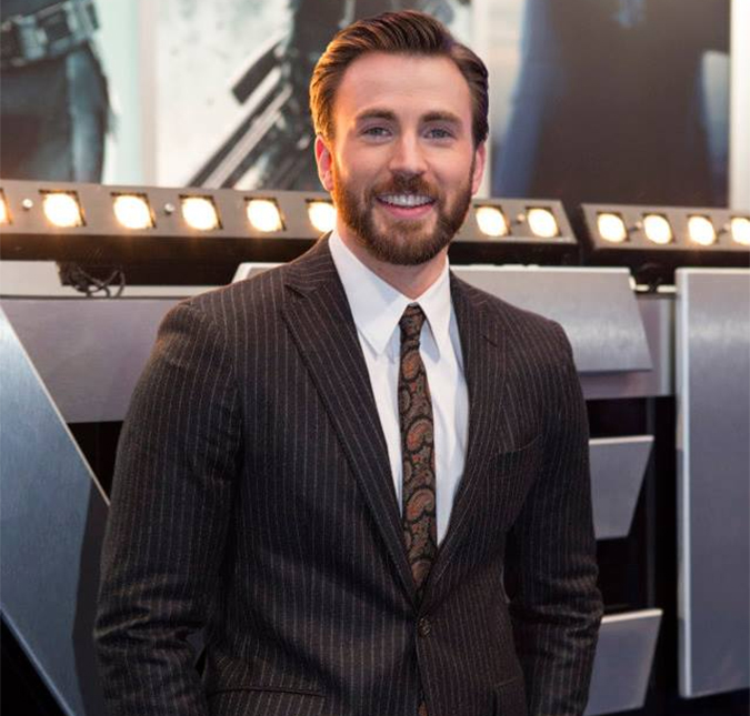 Chris Evans sabe cantar todas as músicas de um filme da Disney, descubra qual!