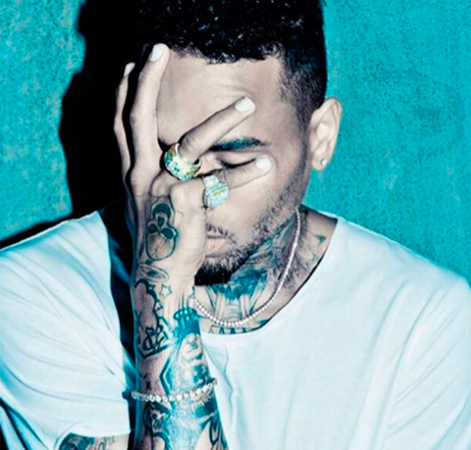 Chris Brown fala sobre a agressão contra Rihanna em documentário: - <I>Eu me sinto um monstro</I>