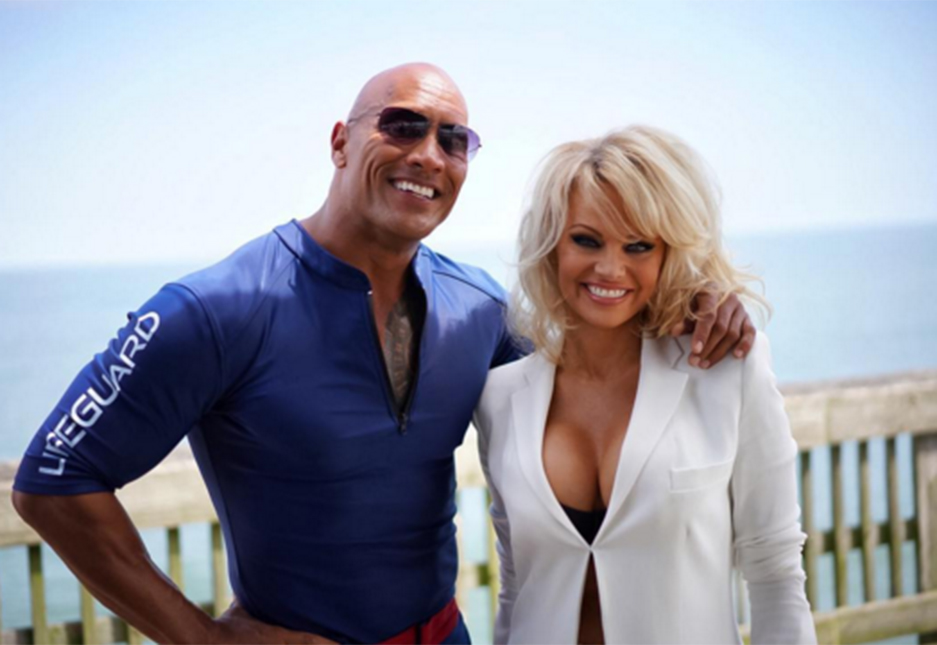 Ela está de volta! Pamela Anderson entra para elenco de <i>S.O.S Malibu</i>