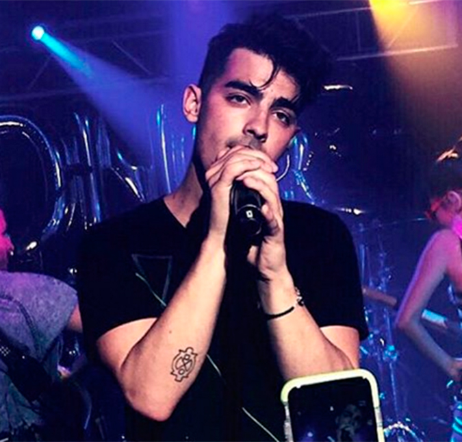 Segundo Joe Jonas, sua nova música vai irritar Gigi Hadid e Zayn Malik, entenda!