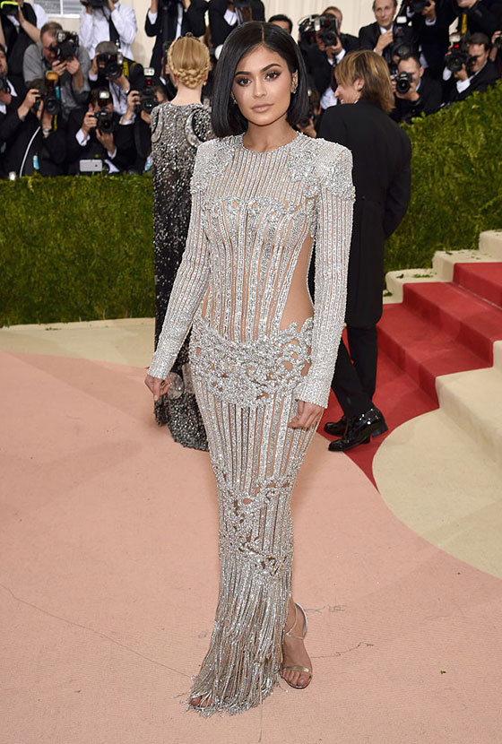 <i>Balmain</i>