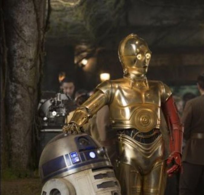 E se você ainda não está convencido temos mais um motivo: personagens fofos. Te desafiamos a não se apaixonar por Chewbacca e sua amizade com Han. Ou por R2-D2, o robozinho mais esperto de toda a galáxia. Até mesmo BB-8, que chegou há pouco tempo, deixou todo mundo suspirando!