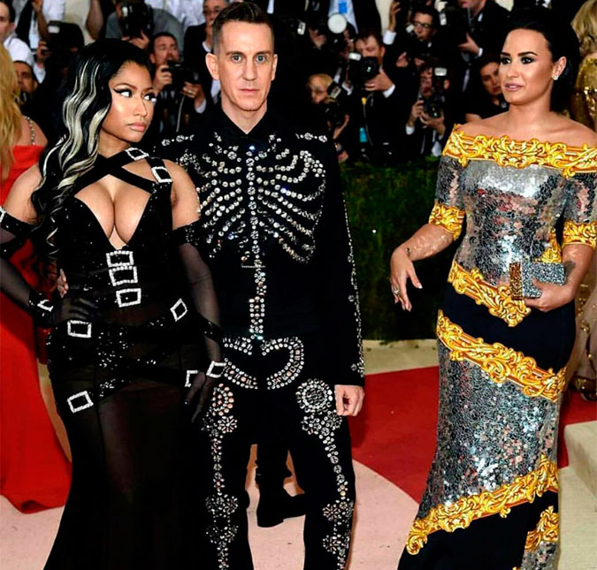 Demi Lovato posta foto com Nicki Minaj e afirma sobre Baile do MET: <i>não é para mim</i>