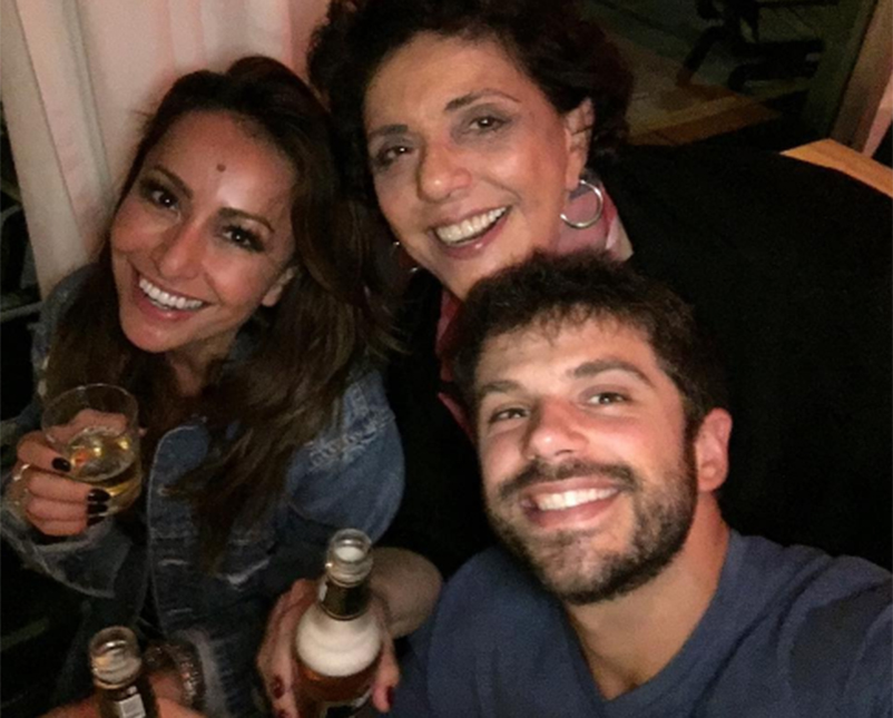 Duda Nagle celebra o aniversário com sua mãe Leda Nagle e Sabrina Sato, vem ver!