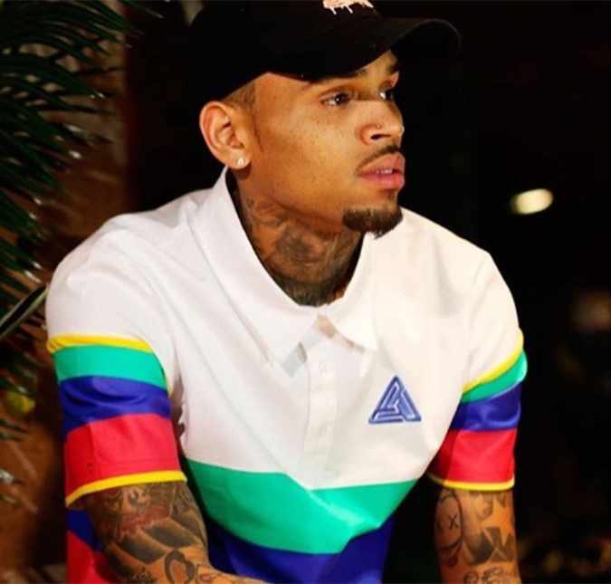 Chris Brown se pronuncia sobre polêmica de que teria sido expulso de avião