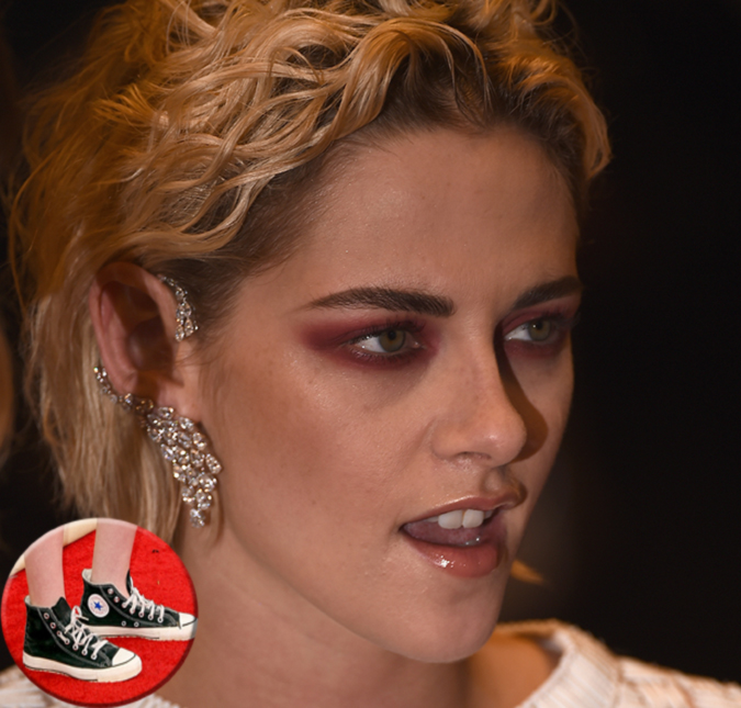 Será que estilista de Kristen Stewart aprova a estrela usando tênis no tapete vermelho? Descubra!