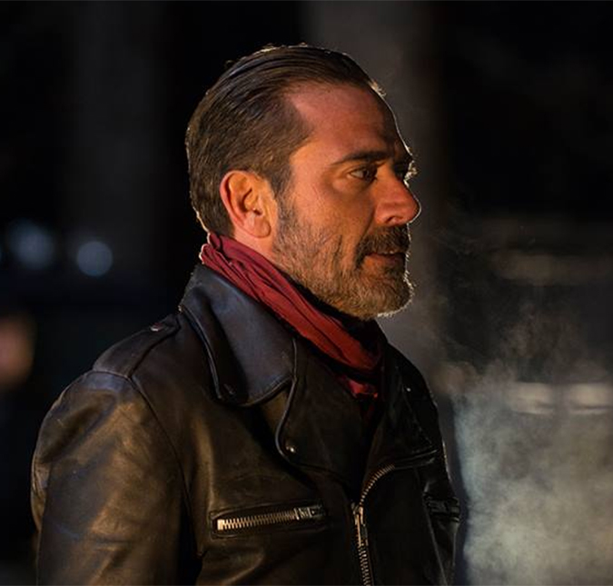 Autor de <i>The Walking Dead</i> revela quem Negan mata no final da sexta temporada!