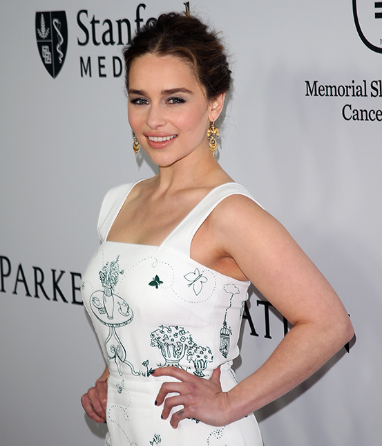 Emilia Clarke revela que pretende ser a primeira <i>007</i> mulher dos cinemas!