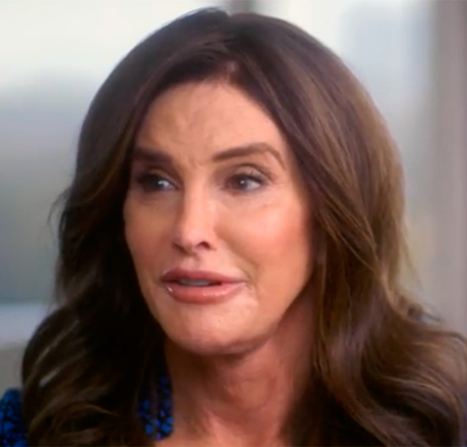 Caitlyn Jenner conta que sua ex-esposa, Kris Jenner, não o deixava se vestir de mulher em casa!