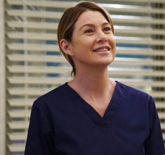 Ellen Pompeo vai voltar a interpretar Meredith Grey em <i>Grey's Anatomy!</i>