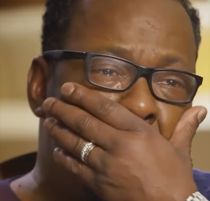 Bobby Brown se emociona ao falar sobre a morte de sua filha, Bobbi Kristina Brown: <i>- Meu bebê se foi</i>