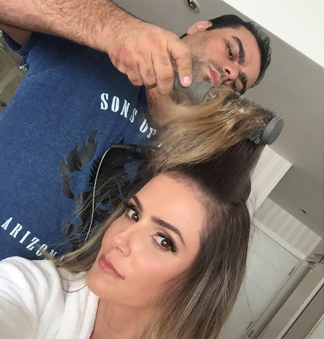 Deborah Secco começa ritual de beleza logo cedo, veja!