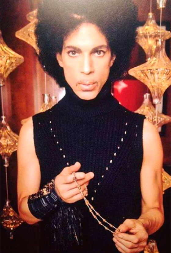 Irmã de Prince diz que cantor pressentiu a morte, entenda