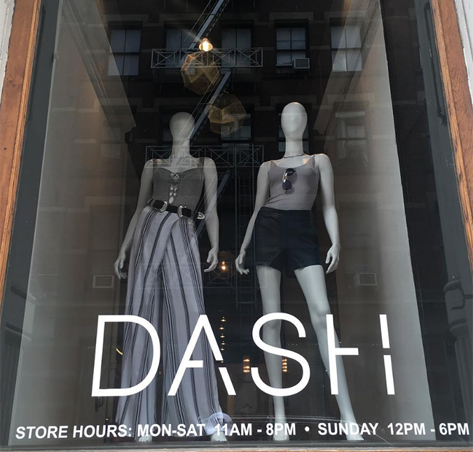 Loja de roupas das Kardashians é invadida e quase incendiada, diz <i>site</i>