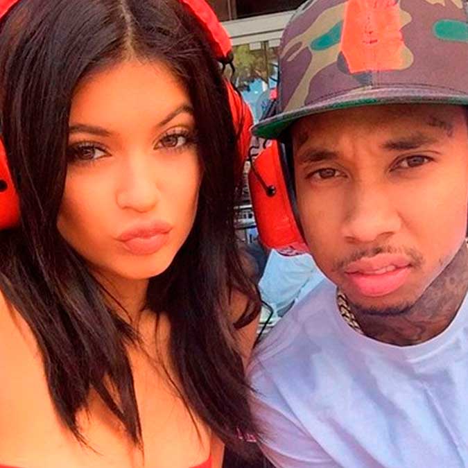 Kylie Jenner contrata detetive e descobre que Tyga a traiu com mais de 100 outras, diz <I>site</i>