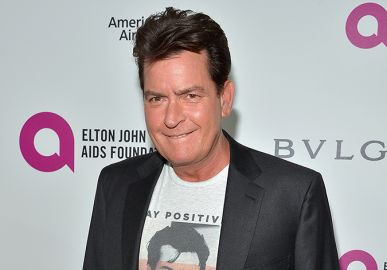 Charlie Sheen admite que não falou para suas parceiras que era portador de HIV. Saiba tudo sobre o <i>status</i> de saúde do ator!