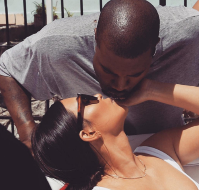 Kim Kardashian arrasou na cozinha no Dia dos Pais, deixando Kanye West bem agradecido!