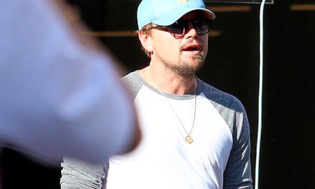 Leonardo DiCaprio passeia pelas ruas de Manhattan e passa por momento indiscreto, vem ver!