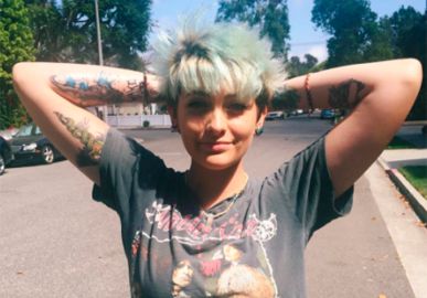 Paris Jackson defende Michael Jackson de acusações polêmicas