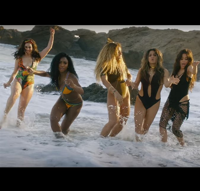 Meninas do <i>Fifth Harmony</i> sensualizam muito na praia no clipe de <i>All In My Head</i>, assista!