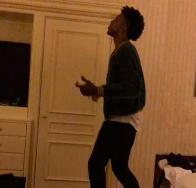 Depois de terminar com Iggy Azalea, Nick Young  aparece em um momento bem <i>sofrência</i>, veja!