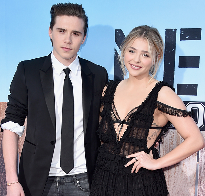 Chloë Grace Moretz conta o segredo que faz seu relacionamento à distância com Brooklyn Beckham funcionar tão bem, descubra!